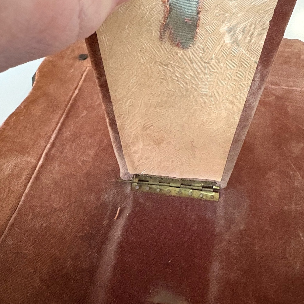 Antique or vintage from the late 1920s Etched Elegant Mirror Picture Frame - Picture 15 of 16